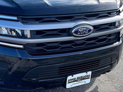 Used 2022 Ford Expedition Max XLT image 29