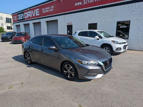 Used 2021 Nissan Sentra SV image 4