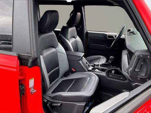 Used 2024 Ford Bronco Big Bend image 14