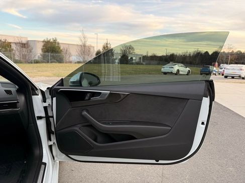 Used 2022 Audi S5 Premium image 23