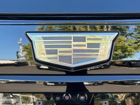 Certified 2025 Cadillac Escalade Sport w/ LPO, ONYX Package AWD/4WD image 48