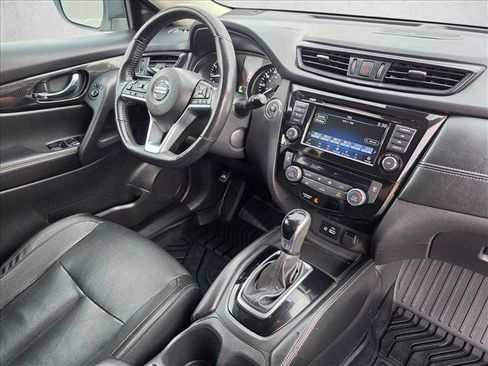 Used 2018 Nissan Rogue SL AWD/4WD image 10