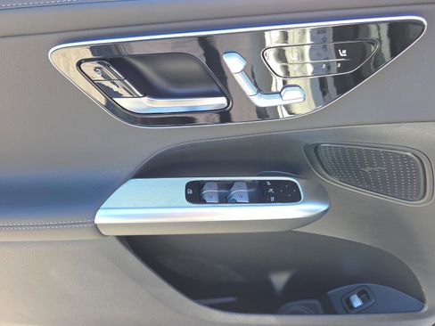 New 2026 Mercedes-Benz GLC 300 image 24