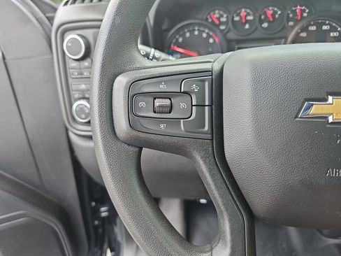 Used 2022 Chevrolet Silverado 1500 Custom AWD/4WD image 17