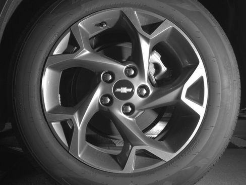 Used 2025 Chevrolet Trax LT w/ LT Convenience Package FWD image 14