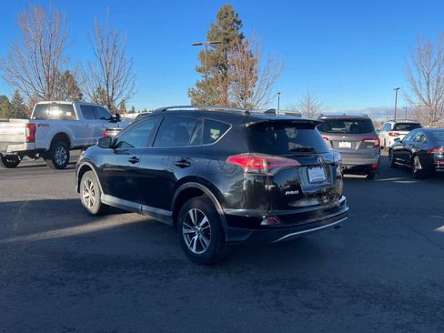 Used 2018 Toyota RAV4 XLE w/ Plus Extra Value Package image 6