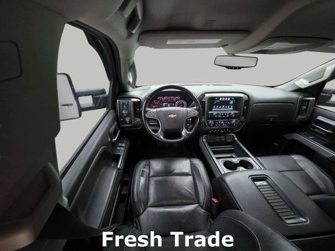 Used 2019 Chevrolet Silverado 2500 LTZ w/ LTZ Plus Package AWD/4WD image 11
