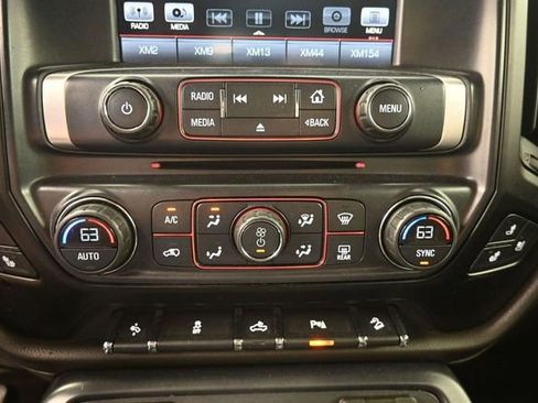 Used 2016 GMC Sierra 1500 SLT w/ SLT Preferred Package AWD/4WD image 23