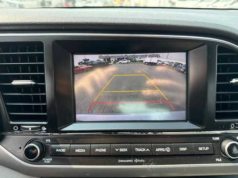 Used 2018 Hyundai Elantra SEL FWD image 17
