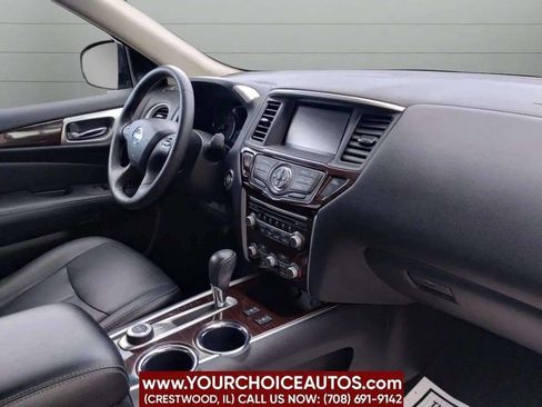 Used 2013 Nissan Pathfinder SL image 27