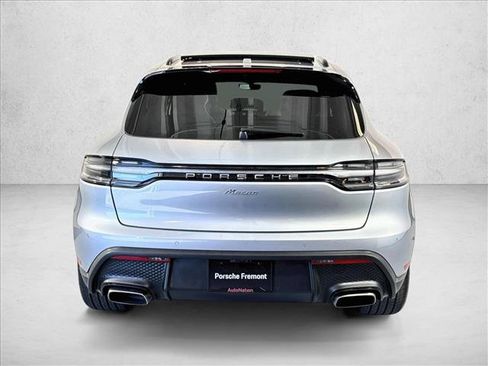 Certified 2025 Porsche Macan Turbo AWD/4WD image 10