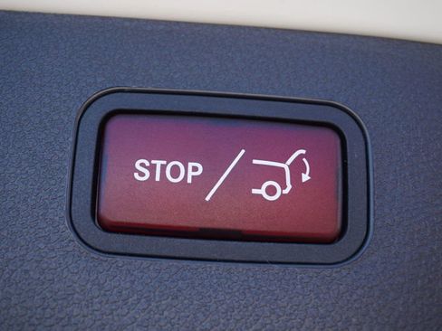 Used 2016 Mercedes-Benz GLA 250 image 9