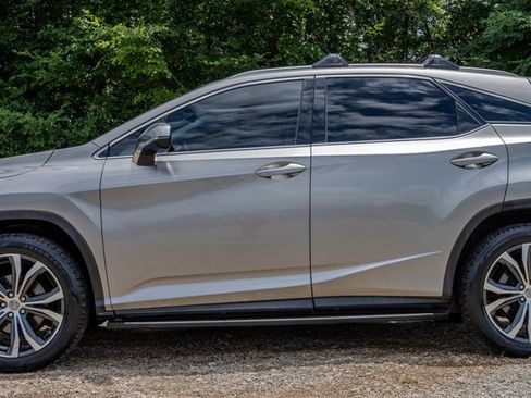 Used 2017 Lexus RX 350 FWD image 2