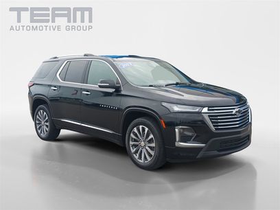 Used 2023 Chevrolet Traverse Premier