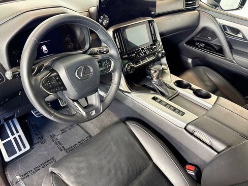 Used 2024 Lexus LX 600 F Sport AWD/4WD image 9