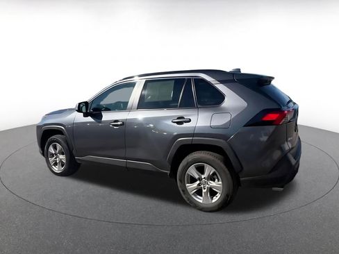 Used 2025 Toyota RAV4 XLE w/ Convenience Package image 10