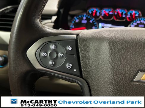 Used 2020 Chevrolet Suburban Premier image 14