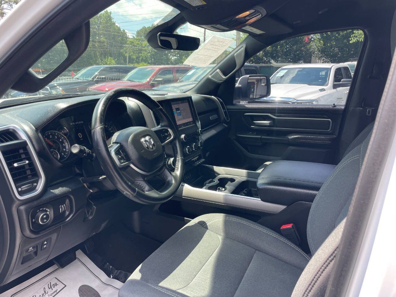 Used 2022 RAM 1500 Big Horn AWD/4WD image 9