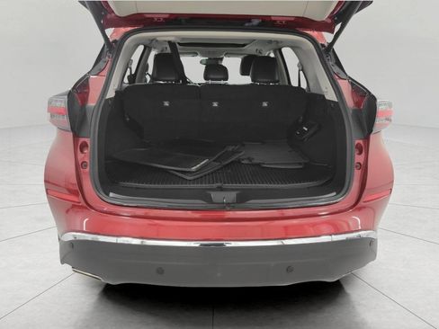 Used 2020 Nissan Murano SL w/ Moonroof Package image 16