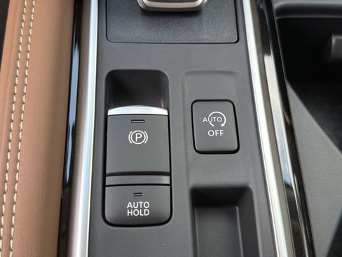 New 2026 Nissan Pathfinder Platinum w/ Cargo Package FWD image 12