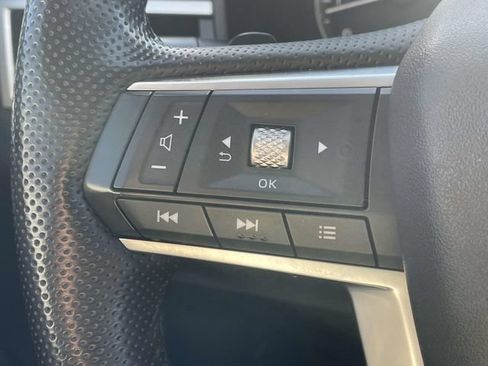 Used 2024 Mitsubishi Outlander SE FWD image 28