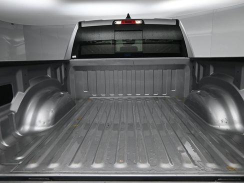 Used 2025 RAM 1500 Laramie image 30