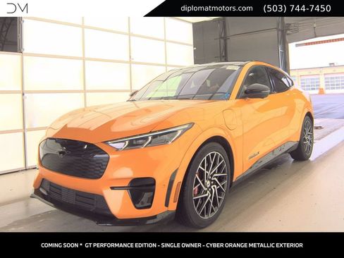 Used 2022 Ford Mustang Mach-E GT w/ GT Performance Edition AWD/4WD image 1