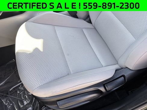 Certified 2025 Kia Soul LX w/ LX Technology Package FWD image 9