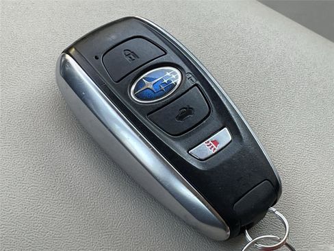 Certified 2023 Subaru Outback Limited image 33