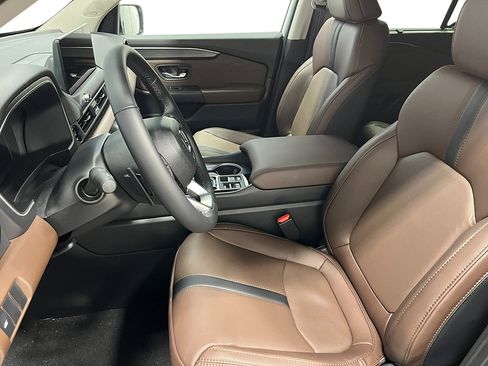 New 2026 Honda Pilot image 8