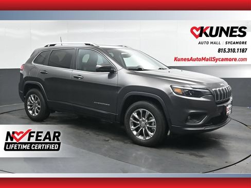 Used 2021 Jeep Cherokee Latitude Lux w/ Comfort/Convenience Group AWD/4WD image 1