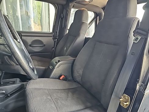 Used 2004 Jeep Wrangler X w/ Wheel Plus Group image 8