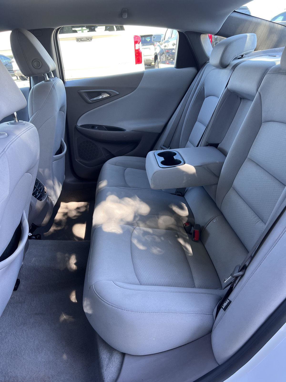 Used 2022 Chevrolet Malibu LT FWD image 30