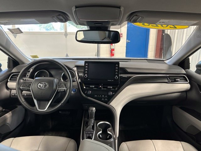 Used 2023 Toyota Camry XLE FWD image 15