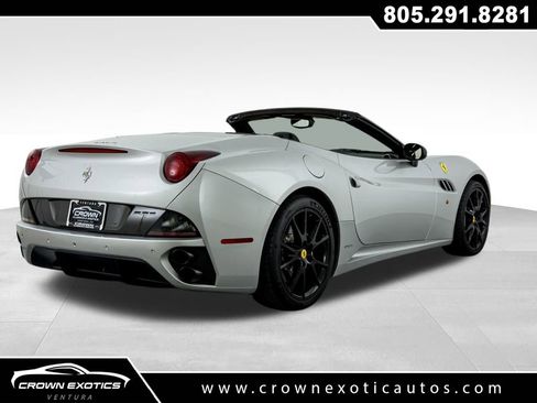 Used 2012 Ferrari California image 15