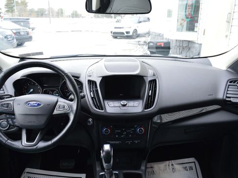 Used 2019 Ford Escape SE image 31