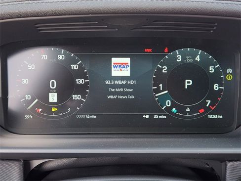 New 2026 Land Rover Discovery Limited Edition image 10