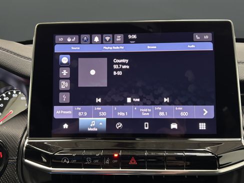 New 2026 Jeep Compass Latitude AWD/4WD image 14