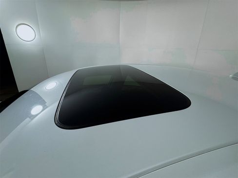 Used 2023 Honda Accord EX image 18