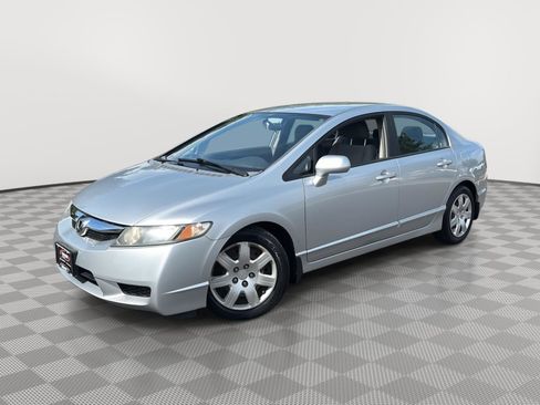 Used 2010 Honda Civic LX image 1