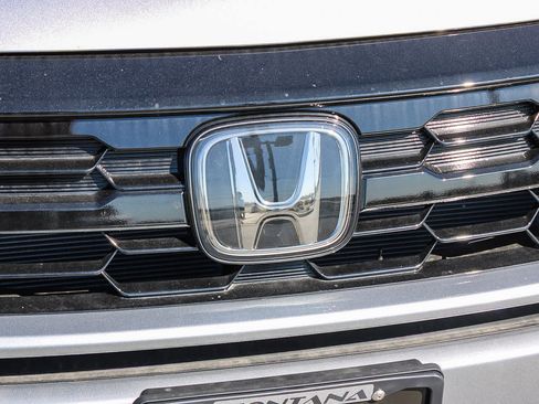 New 2026 Honda Odyssey Touring image 11