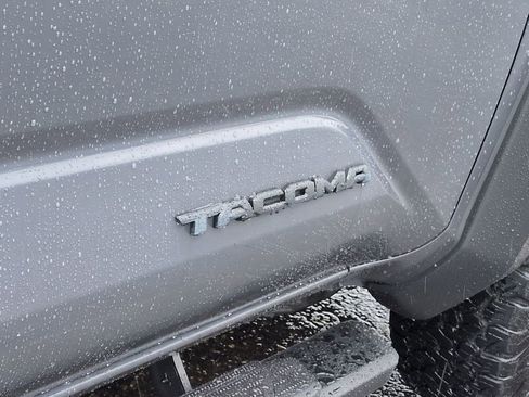 Used 2024 Toyota Tacoma TRD Off-Road AWD/4WD image 27