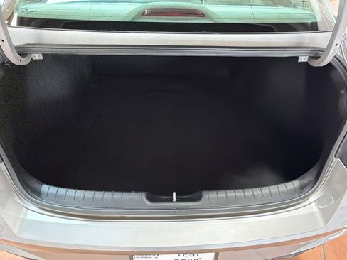 Used 2023 Hyundai Elantra SEL w/ Convenience Package FWD image 13