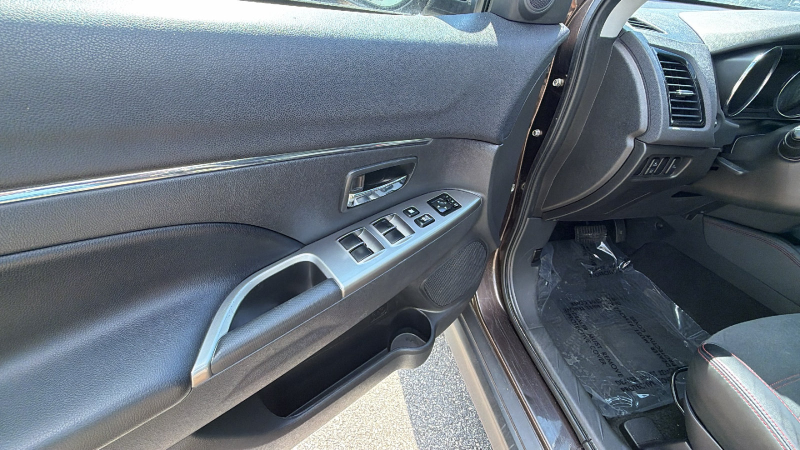 Used 2024 Mitsubishi Outlander Sport AWD image 15