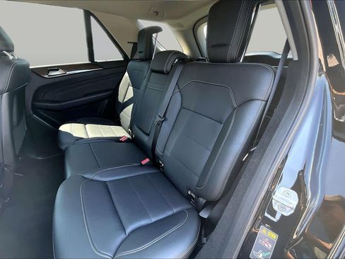 Used 2015 Mercedes-Benz ML 350 4MATIC image 21