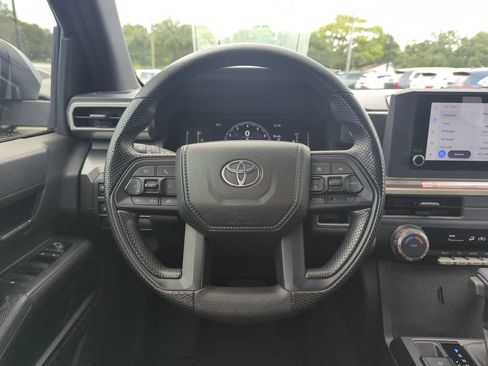 Used 2024 Toyota Tacoma SR5 RWD image 17