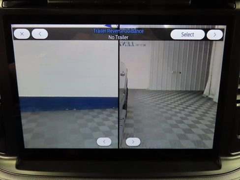 Used 2024 Ford F150 Lariat w/ Equipment Group 502A High image 19