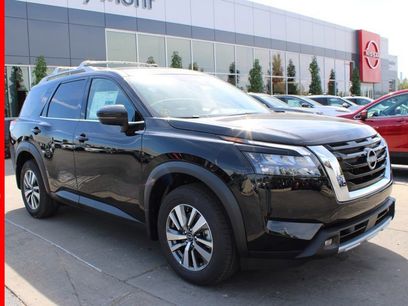 New 2025 Nissan Pathfinder SL
