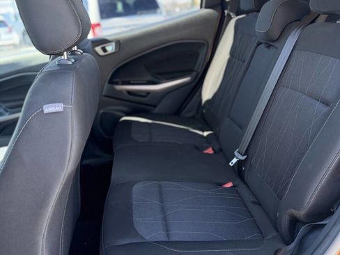 Used 2019 Ford EcoSport SE image 11