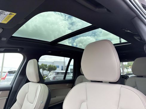 New 2026 Volvo XC90 T8 Plus AWD/4WD image 25
